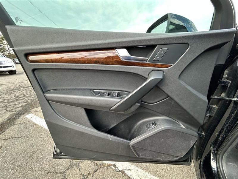 2018 AUDI Q5 PREMIUM/TECH PREMIUM