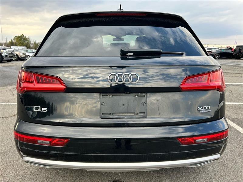 2018 AUDI Q5 PREMIUM/TECH PREMIUM