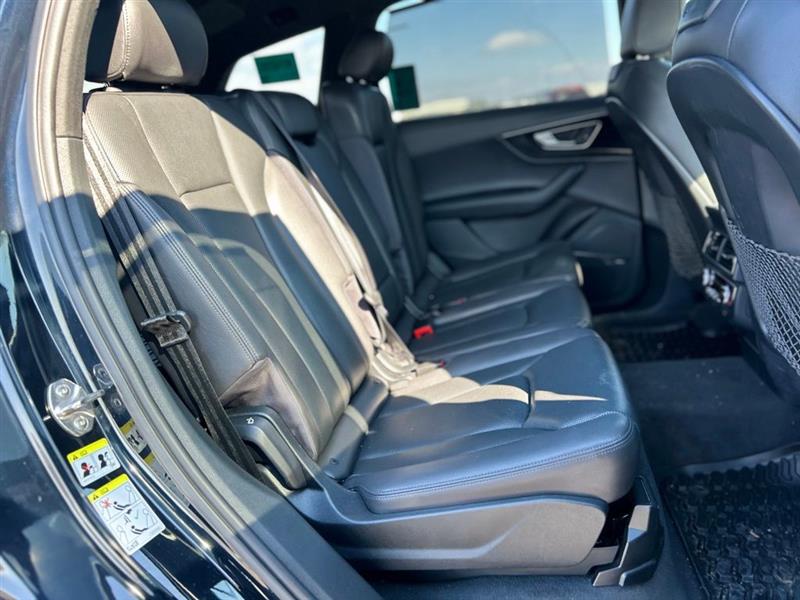 2017 AUDI Q7 PRESTIGE