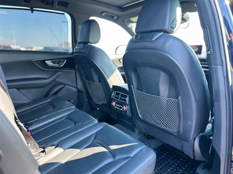 2017 AUDI Q7 PRESTIGE