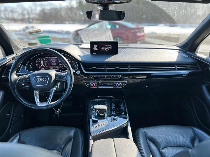 2017 AUDI Q7 PRESTIGE