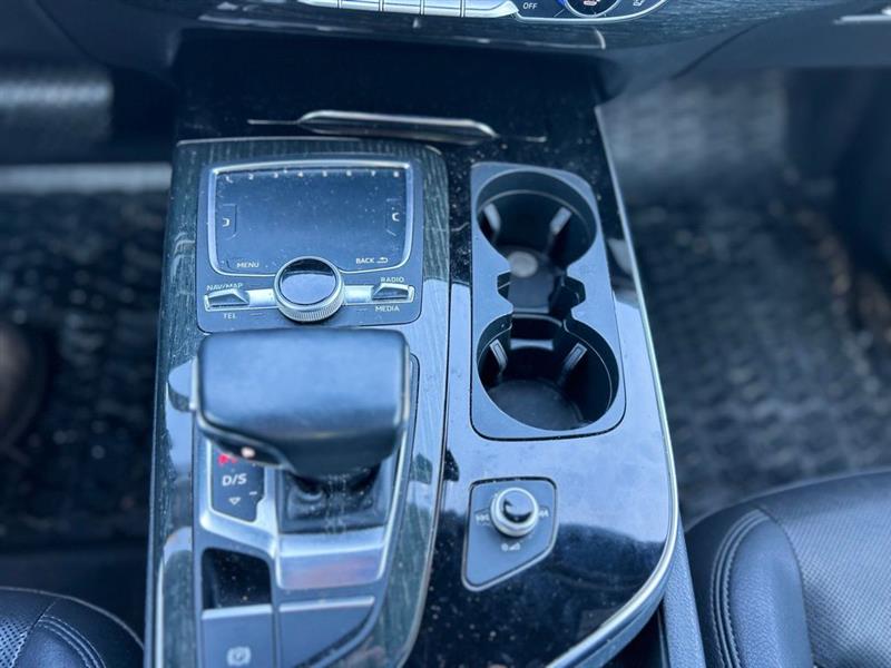 2017 AUDI Q7 PRESTIGE