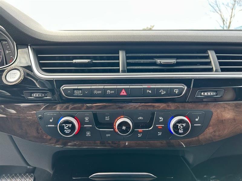 2017 AUDI Q7 PRESTIGE