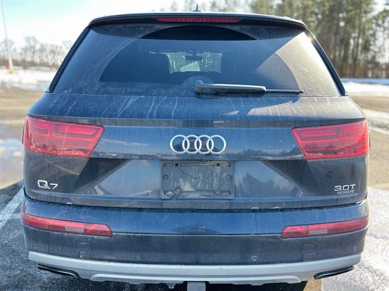 2017 AUDI Q7 PRESTIGE