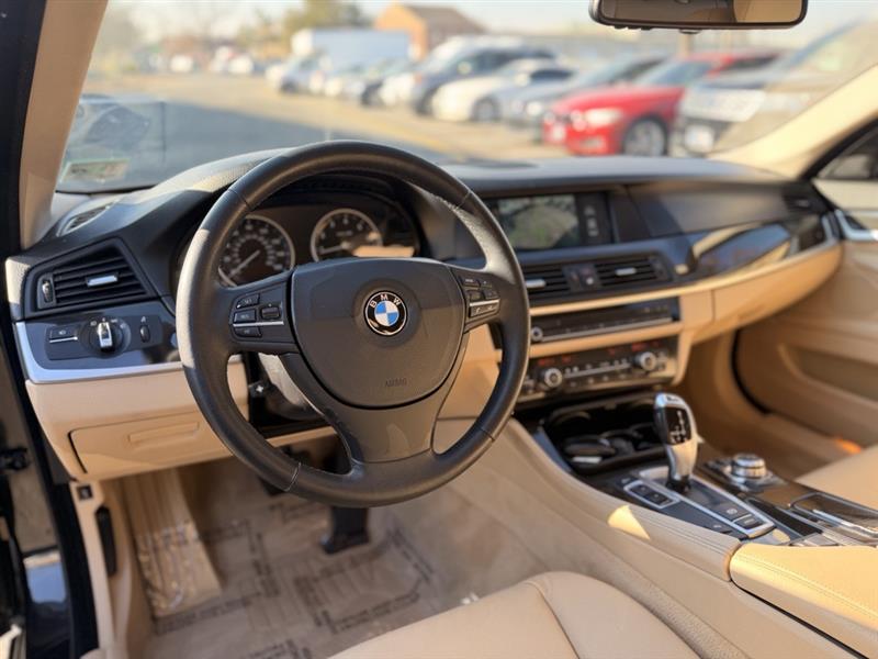 2012 BMW 528I 