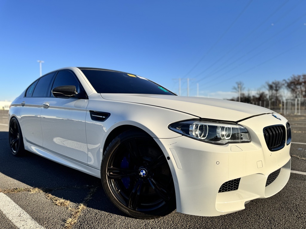 2014 BMW 5 Series M5