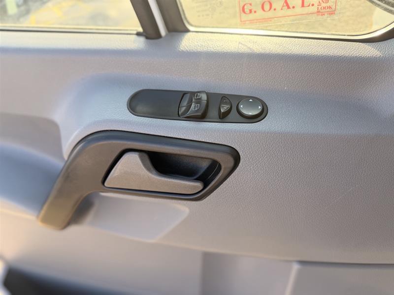 2013 MERCEDES-BENZ SPRINTER 2500 