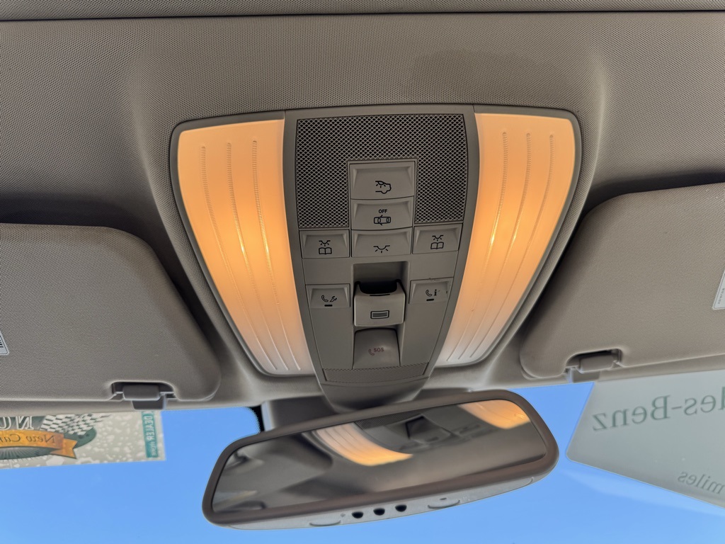 2014 Mercedes Benz E 350 photo 29