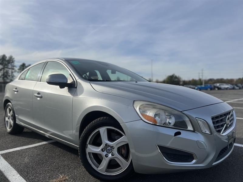 2013 VOLVO S60 T5