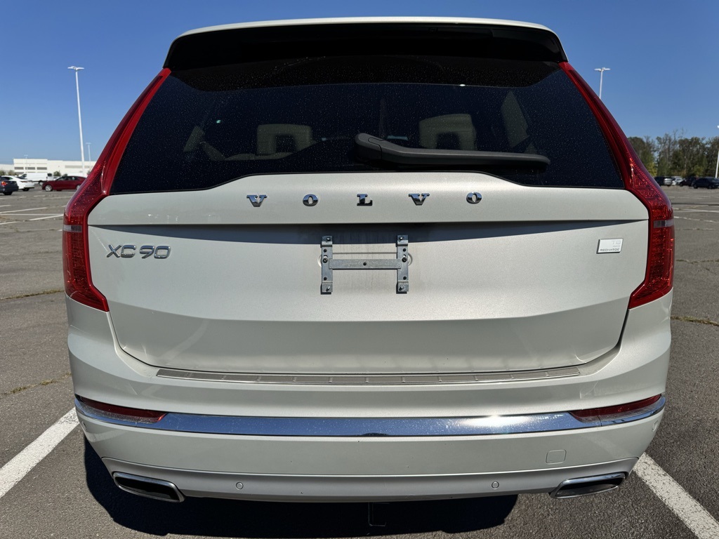 2021 Volvo XC90 Recharge T8 Inscription photo 5