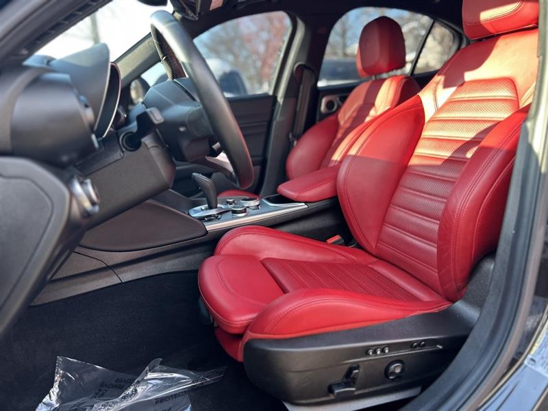 2024 ALFA ROMEO GIULIA TI