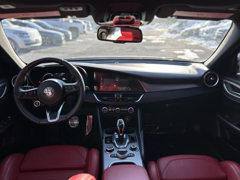 2024 ALFA ROMEO GIULIA TI