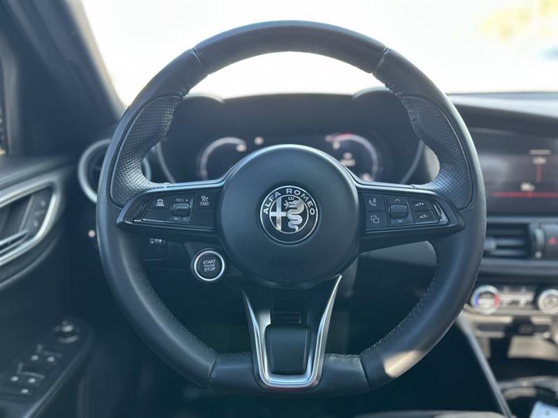 2024 ALFA ROMEO GIULIA TI