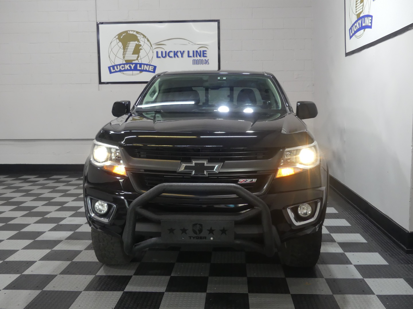 2016 Chevrolet Colorado Z71 photo 3