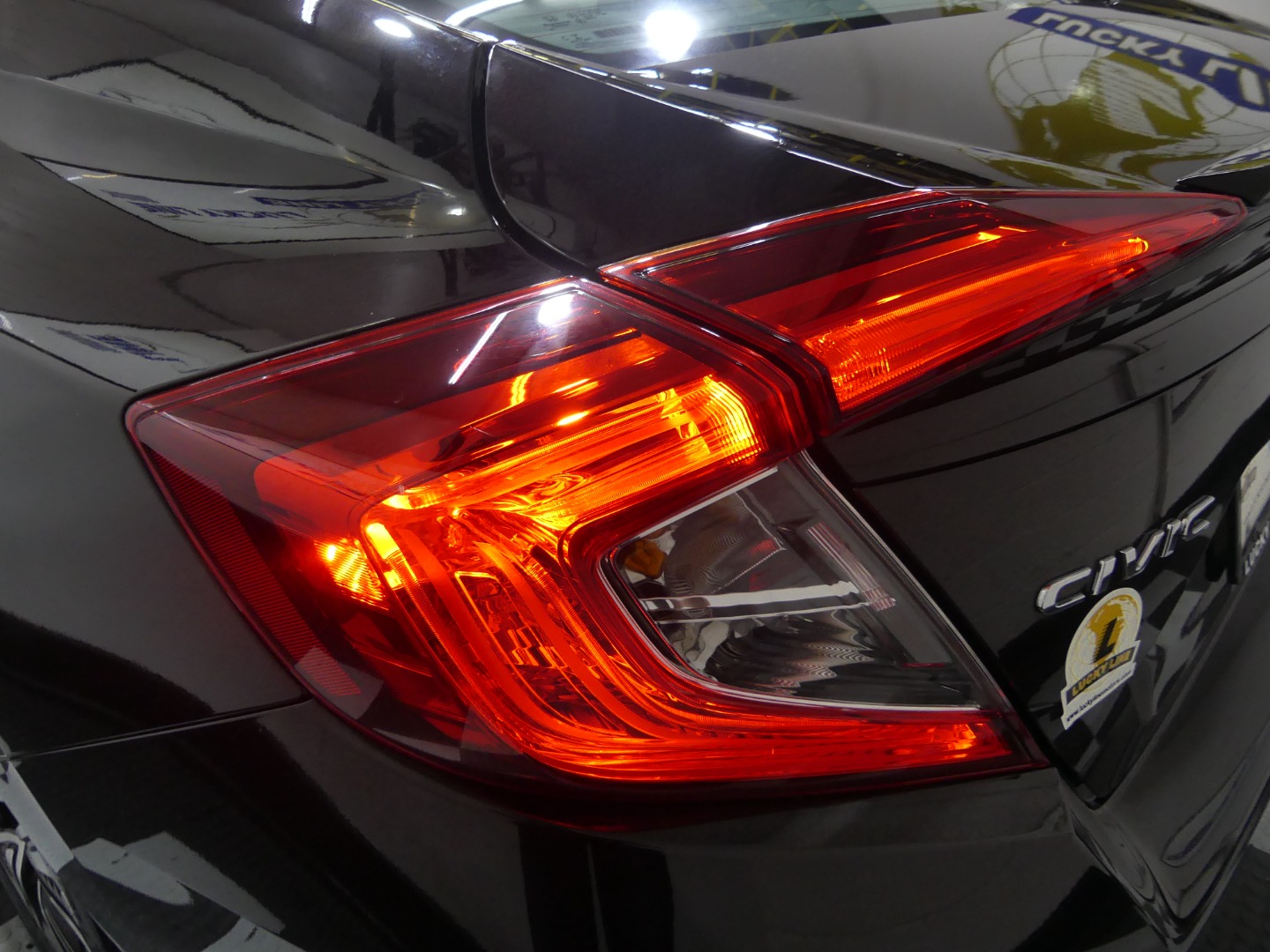 2017 Honda Civic EX-T photo 14