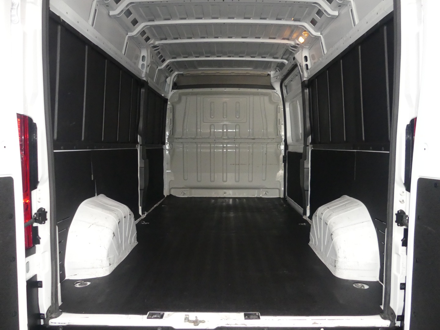 2023 Ram ProMaster 2500 photo 4