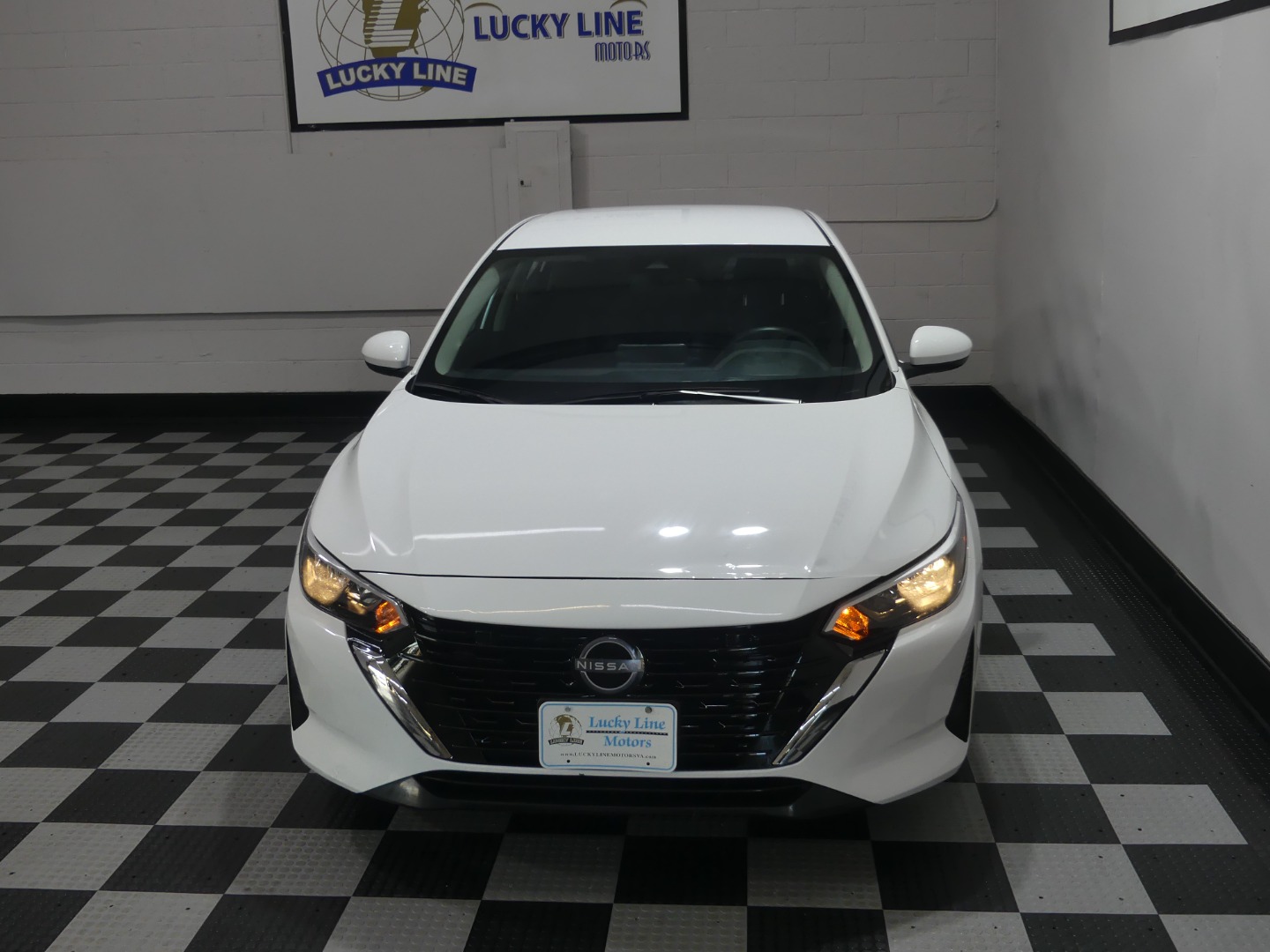 2024 Nissan Sentra SV photo 4