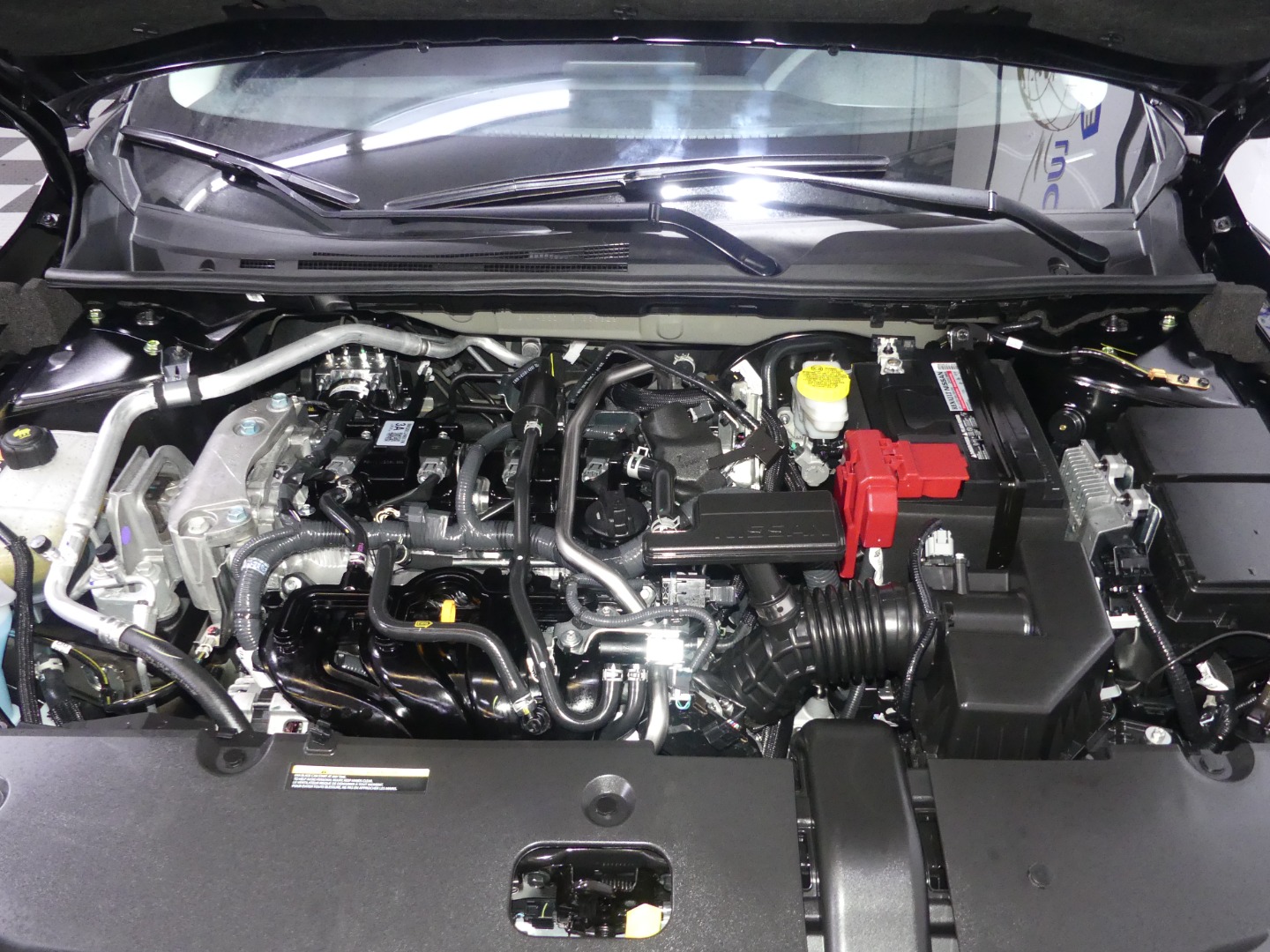 2025 Nissan Sentra SR photo 13