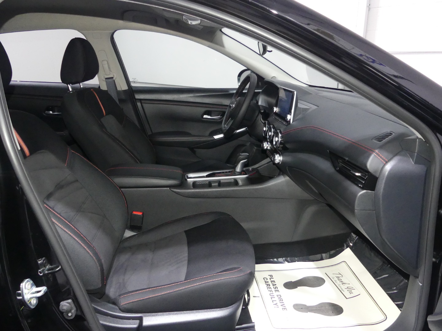 2025 Nissan Sentra SR photo 21