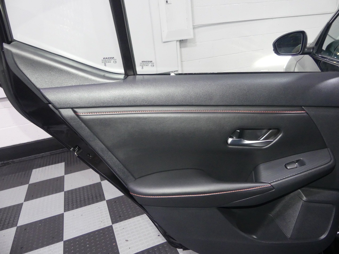 2025 Nissan Sentra SR photo 22
