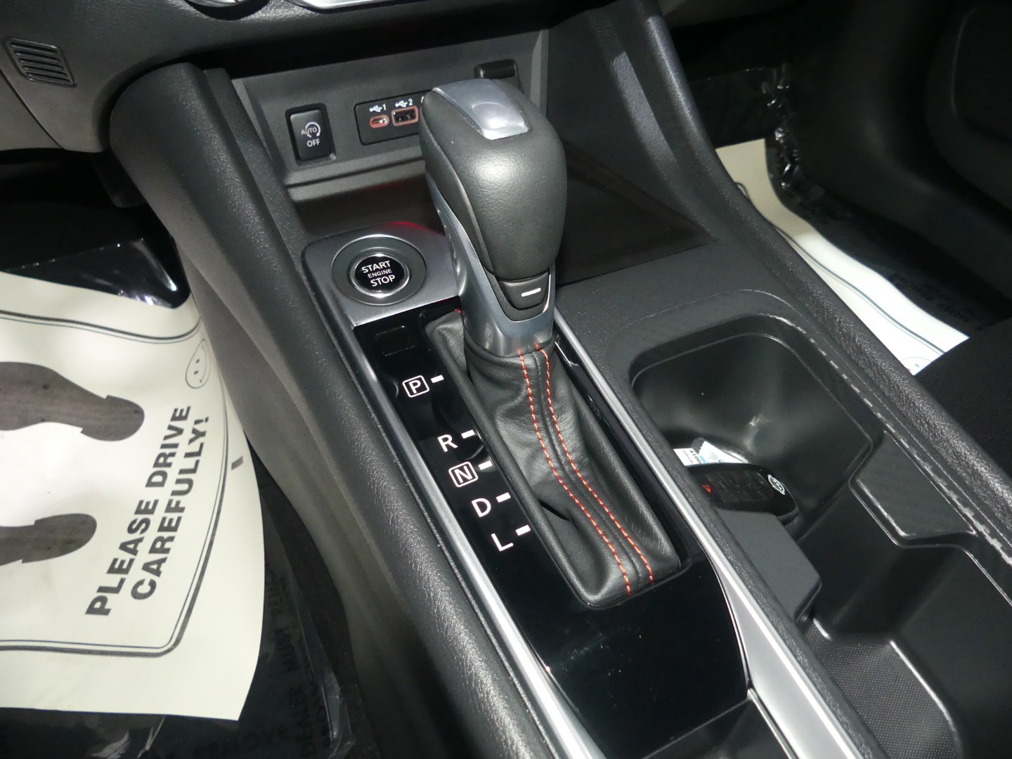 2025 Nissan Sentra SR photo 31
