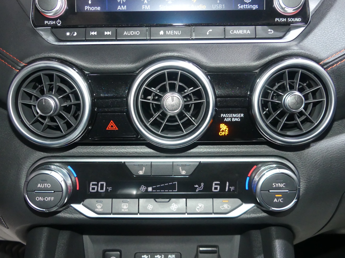 2025 Nissan Sentra SR photo 32