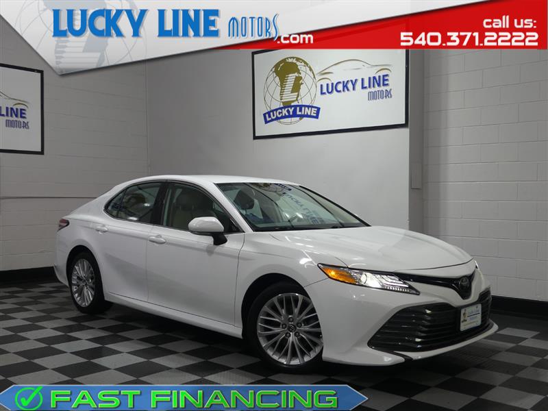 2019 TOYOTA CAMRY XLE
