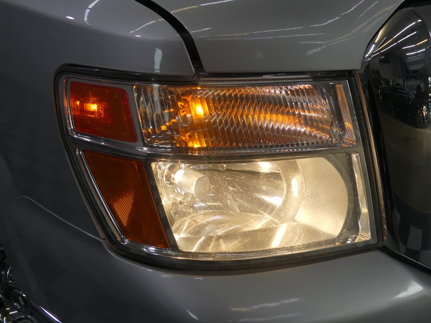 2017 Nissan NV3500 SL Passenger photo 12