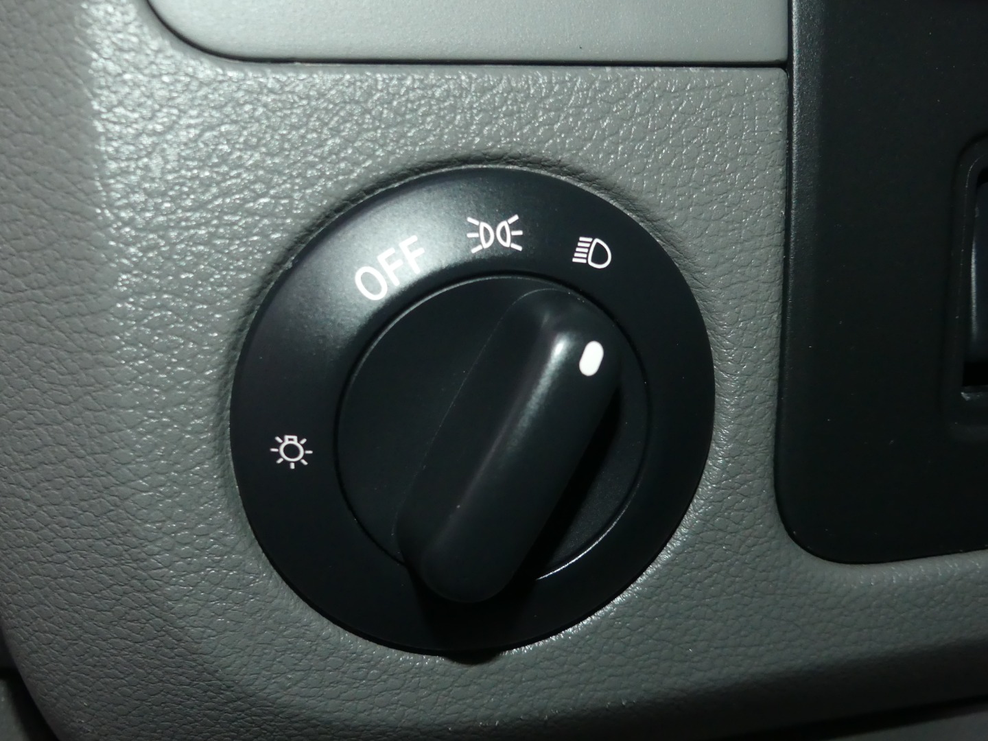 2017 Nissan NV3500 SL Passenger photo 22