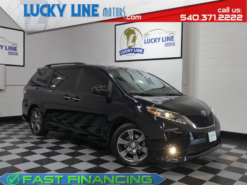 2017 TOYOTA SIENNA SE PREMIUM
