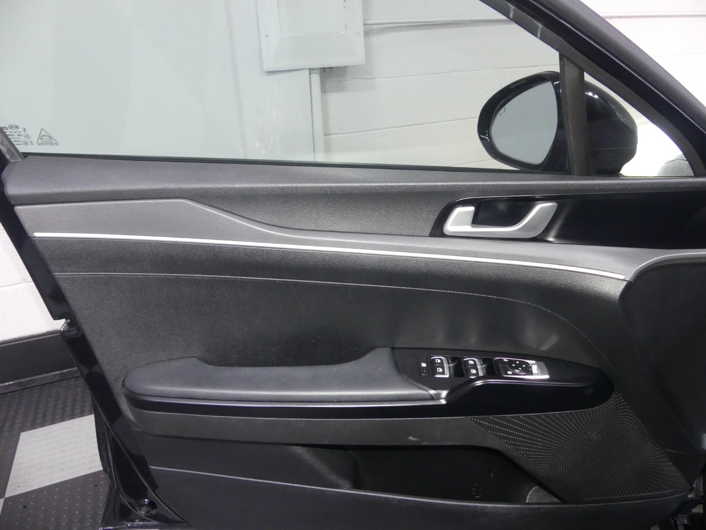 2021 Kia K5 GT-Line photo 19