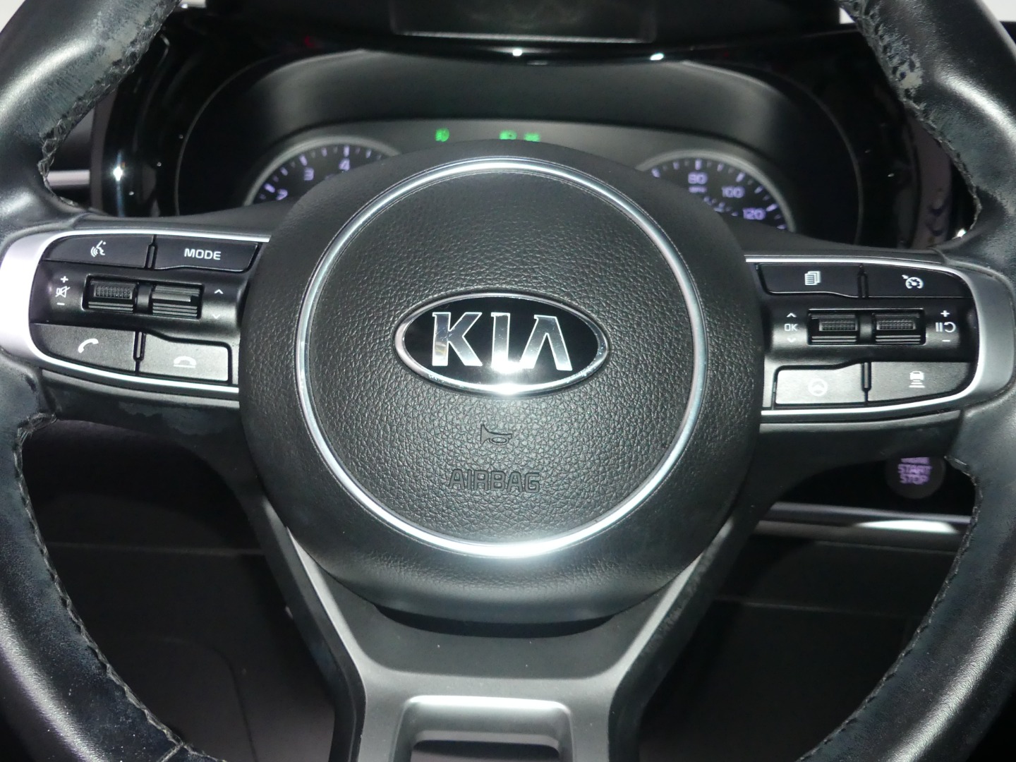 2021 Kia K5 GT-Line photo 32