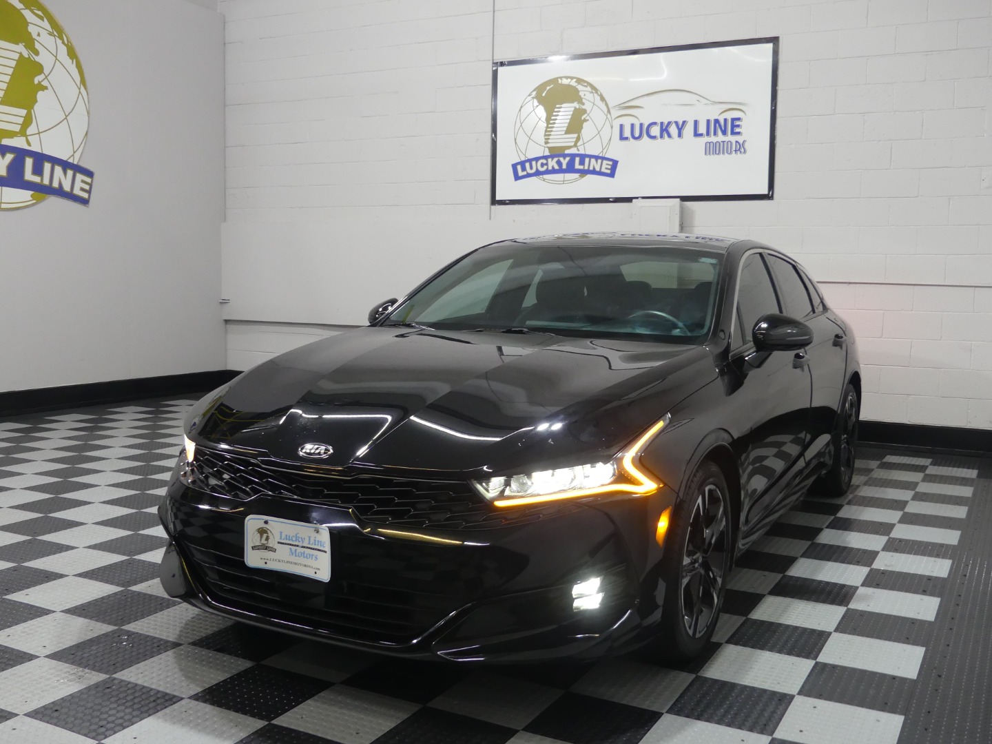 2021 Kia K5 GT-Line photo 5