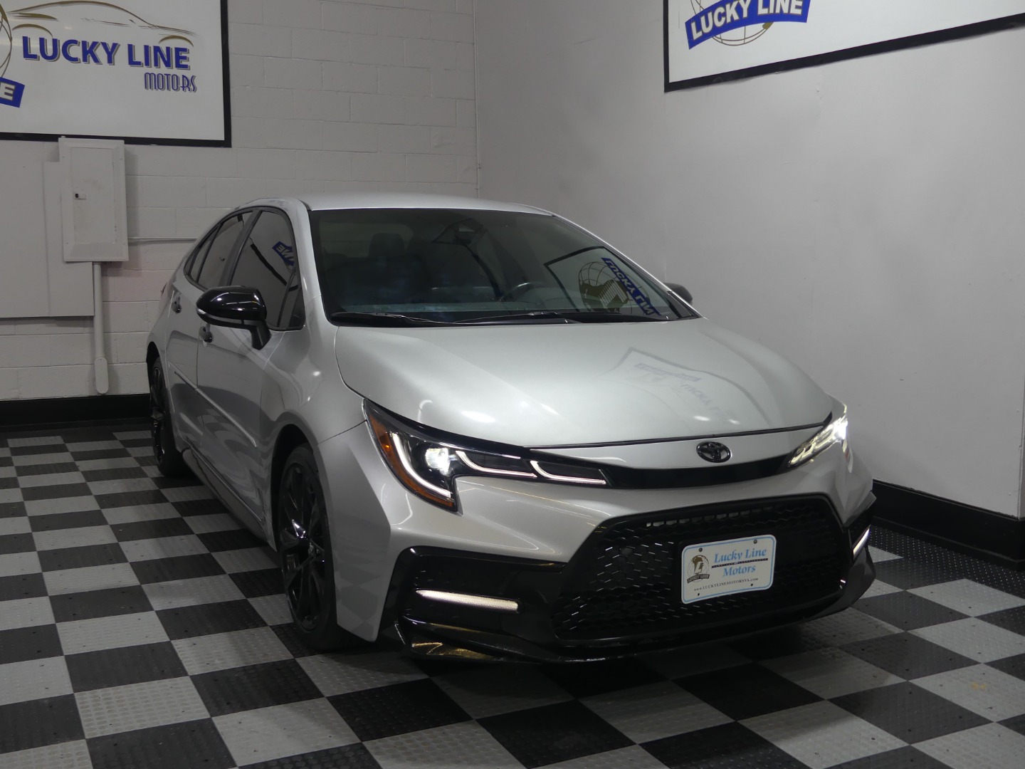 2022 Toyota Corolla SE photo 4