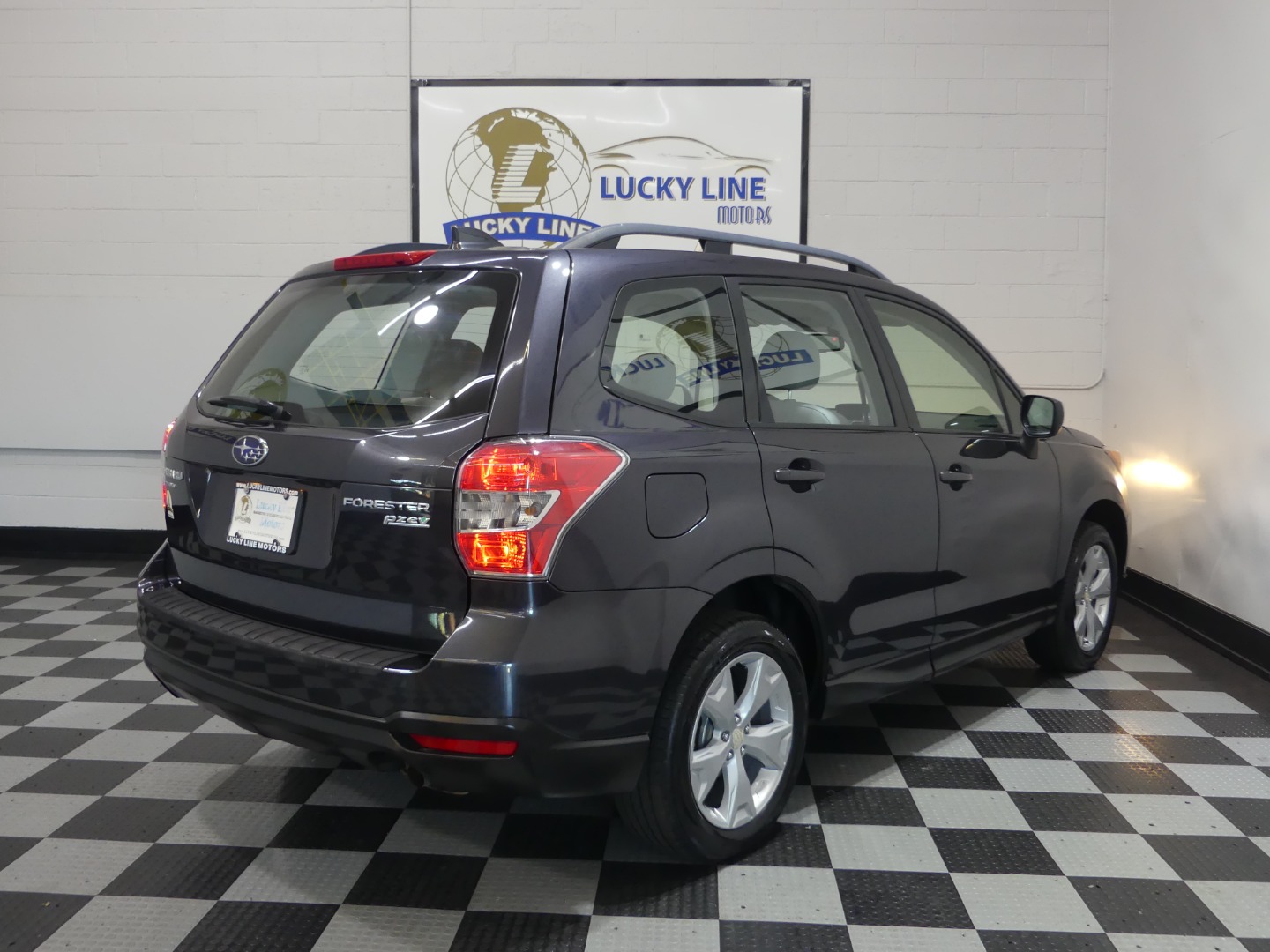 2016 Subaru Forester 2.5i photo 11