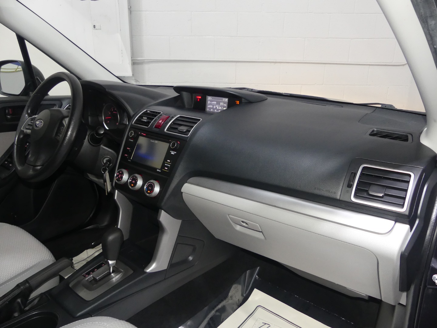 2016 Subaru Forester 2.5i photo 23