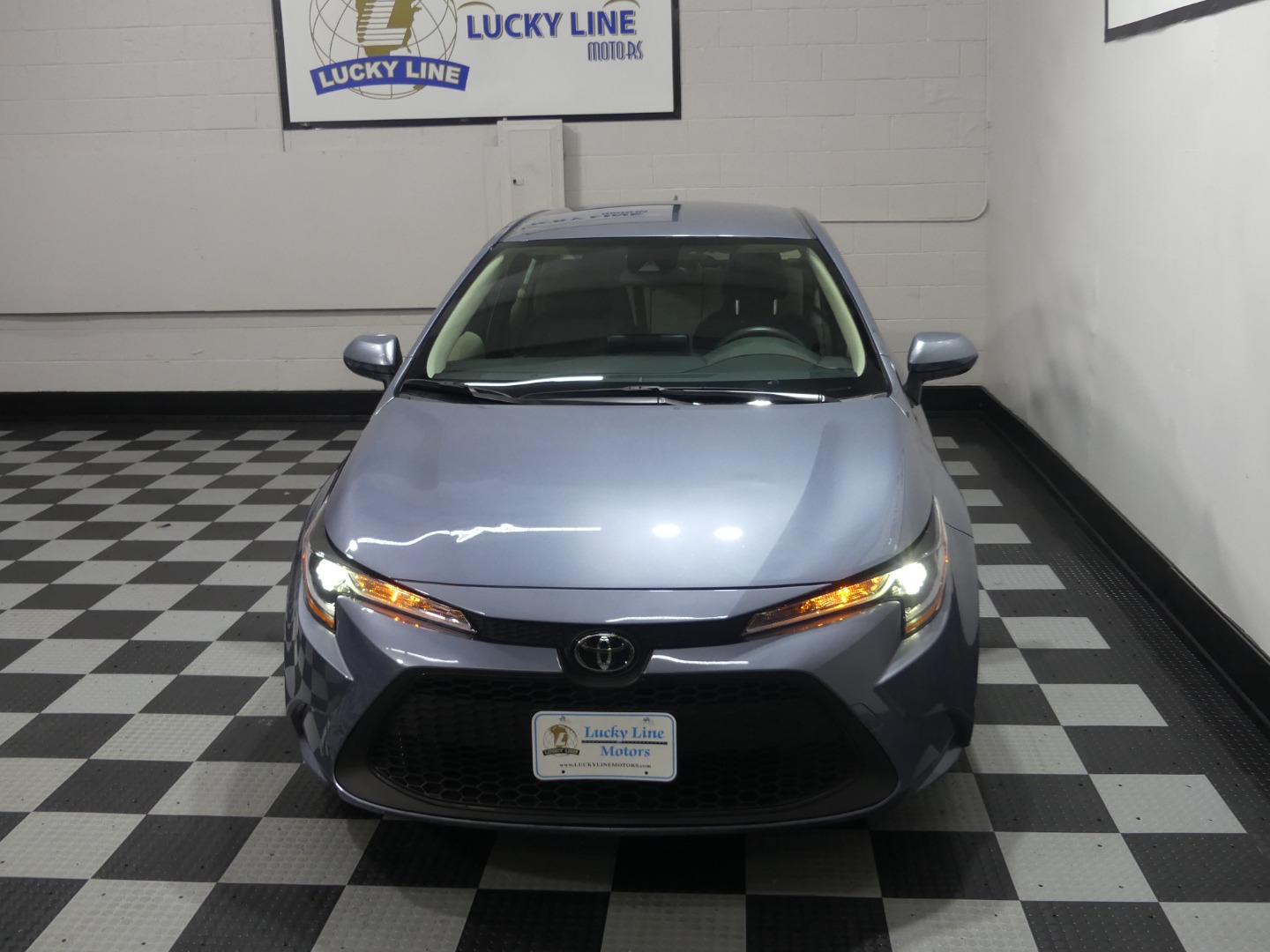 2022 Toyota Corolla LE photo 4
