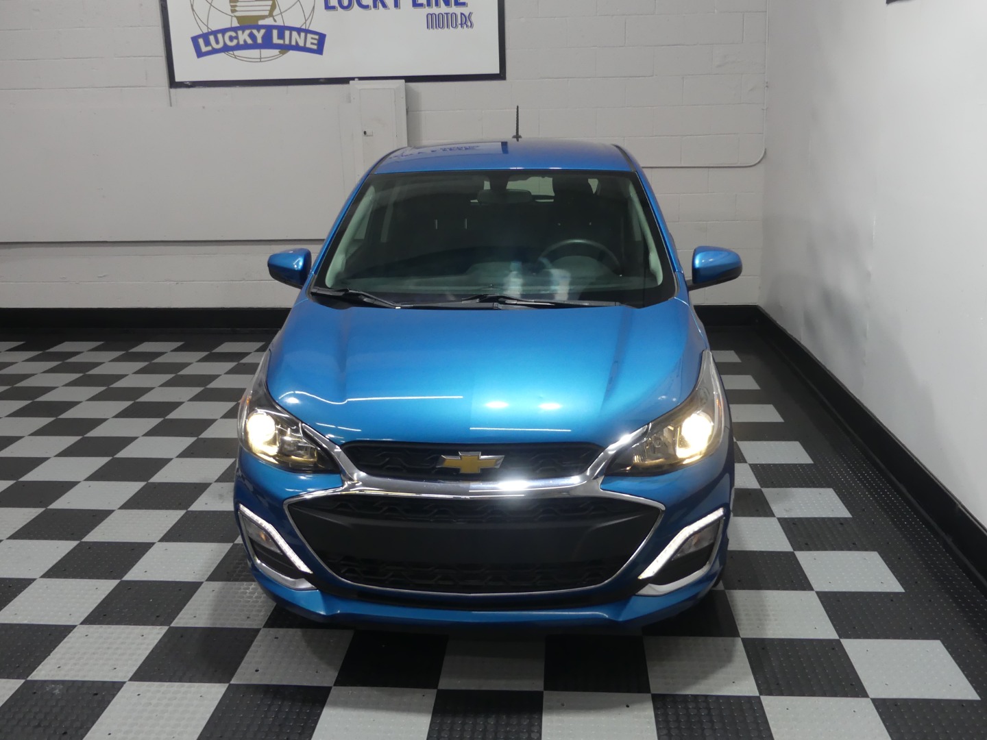 2019 Chevrolet Spark 1LT LT photo 4