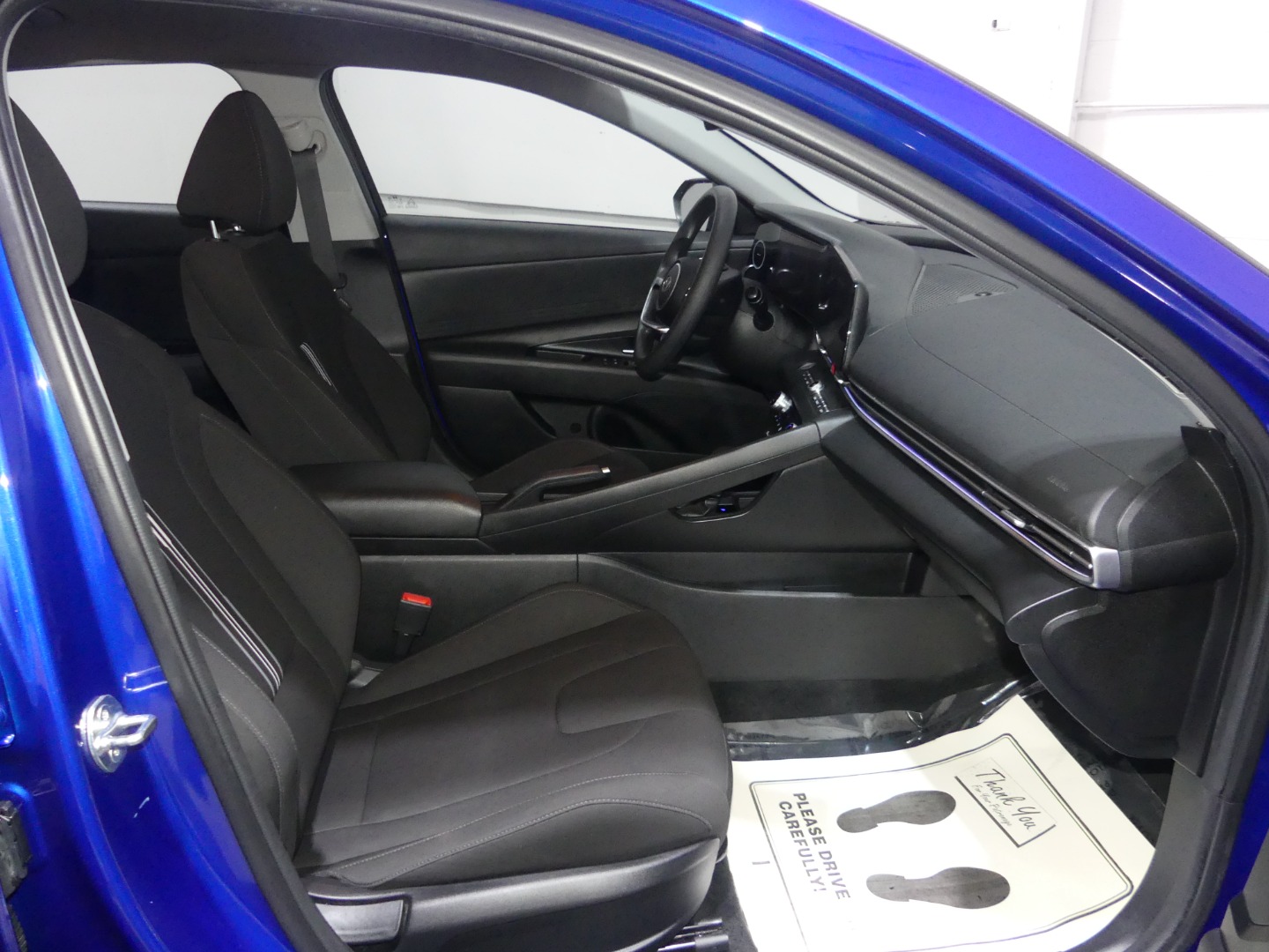 2024 Hyundai Elantra SEL photo 21