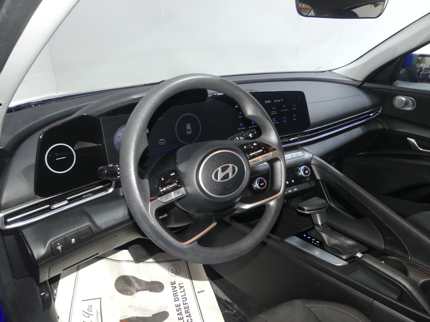 2024 Hyundai Elantra SEL photo 22