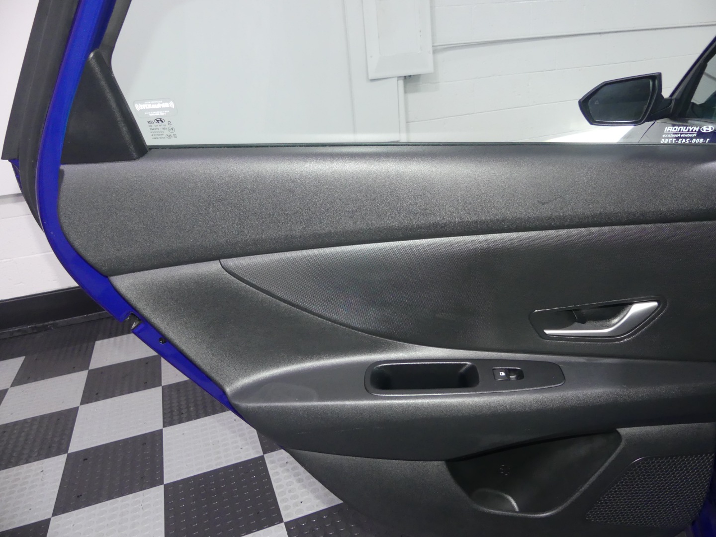 2024 Hyundai Elantra SEL photo 24