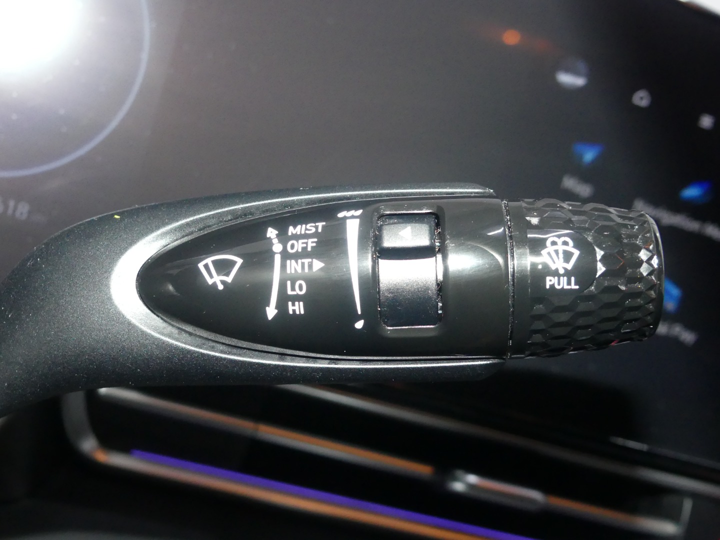 2024 Hyundai Elantra SEL photo 34