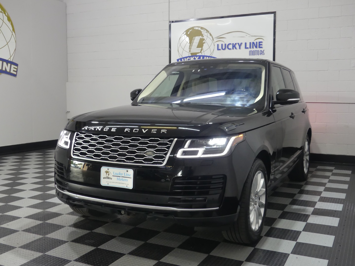 2018 Land Rover Range Rover HSE photo 4