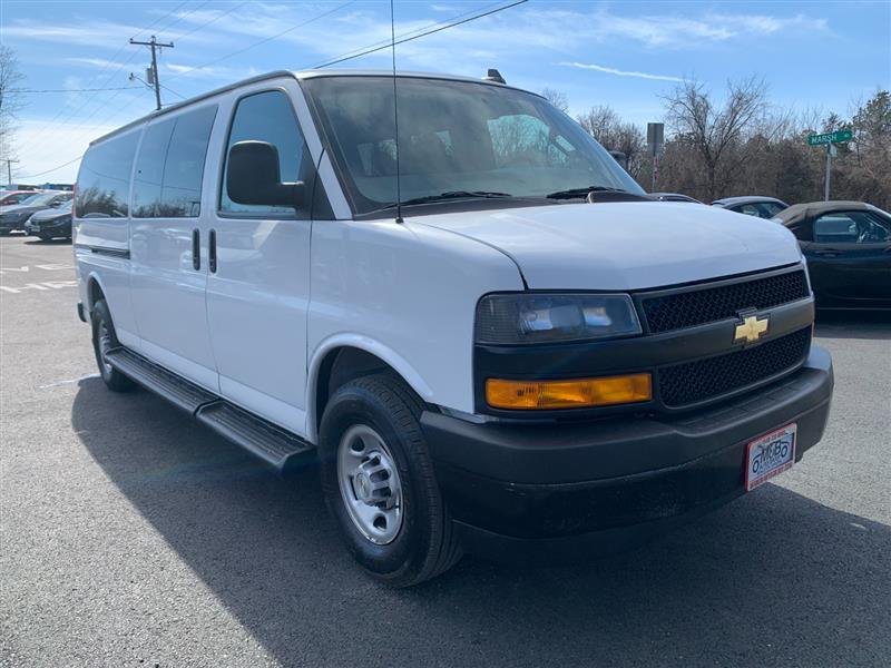 2022 CHEVROLET EXPRESS PASSENGER LS Extended RWD