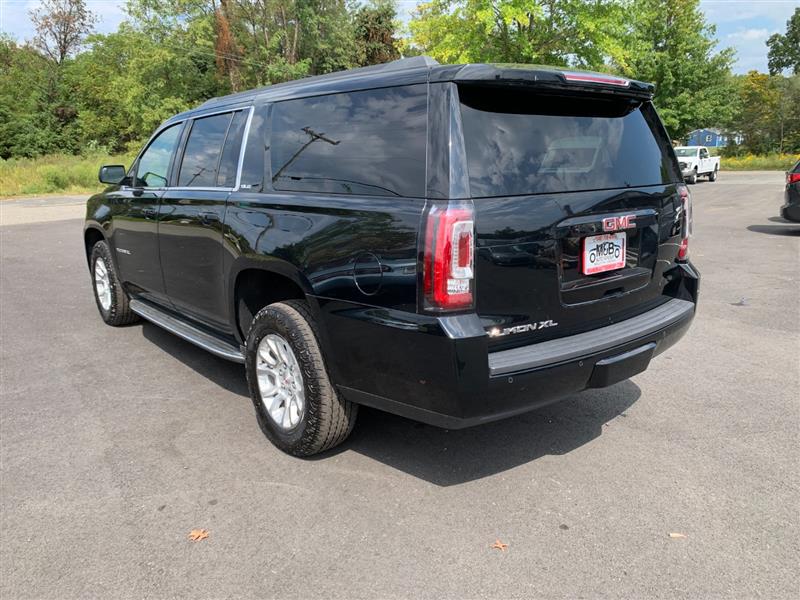 2016 Gmc Yukon XL SLE photo 4
