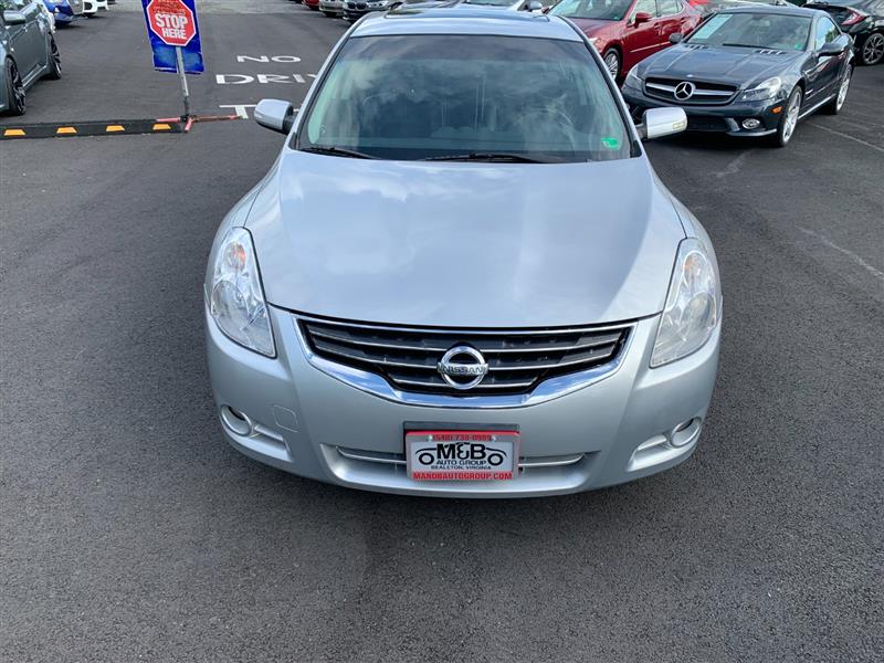 2010 Nissan Altima 2.5 SL photo 11
