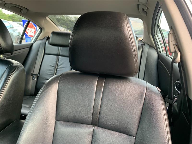 2010 Nissan Altima 2.5 SL photo 13
