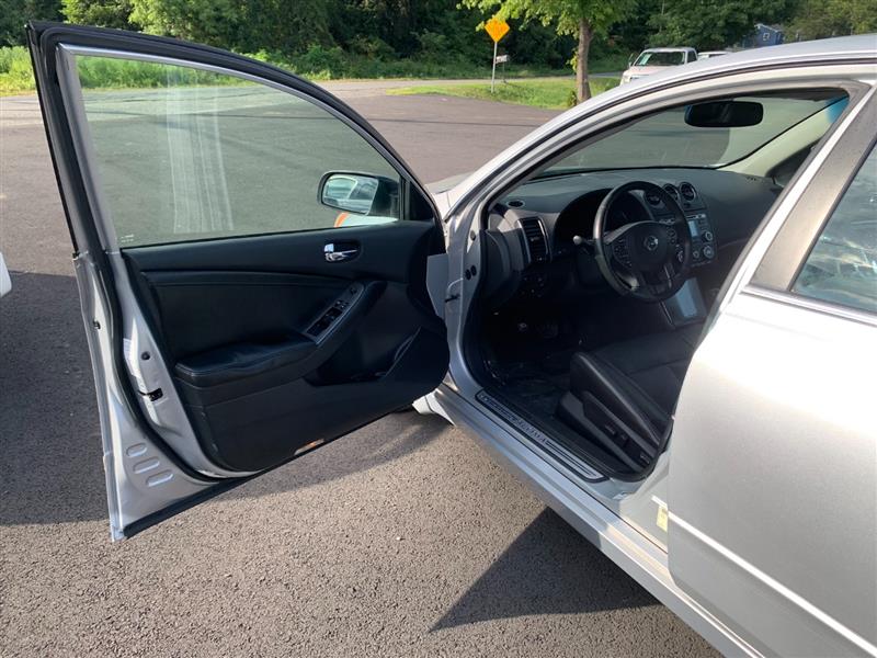 2010 Nissan Altima 2.5 SL photo 38