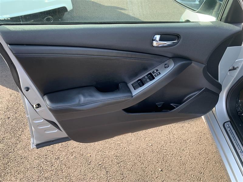 2010 Nissan Altima 2.5 SL photo 39