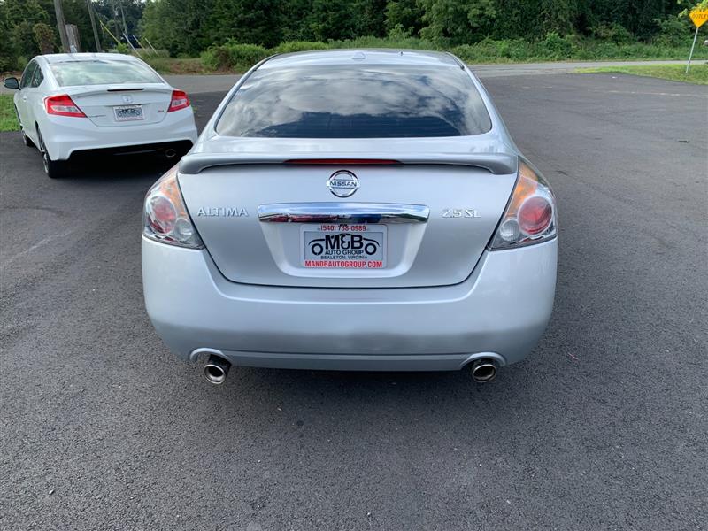 2010 Nissan Altima 2.5 SL photo 5